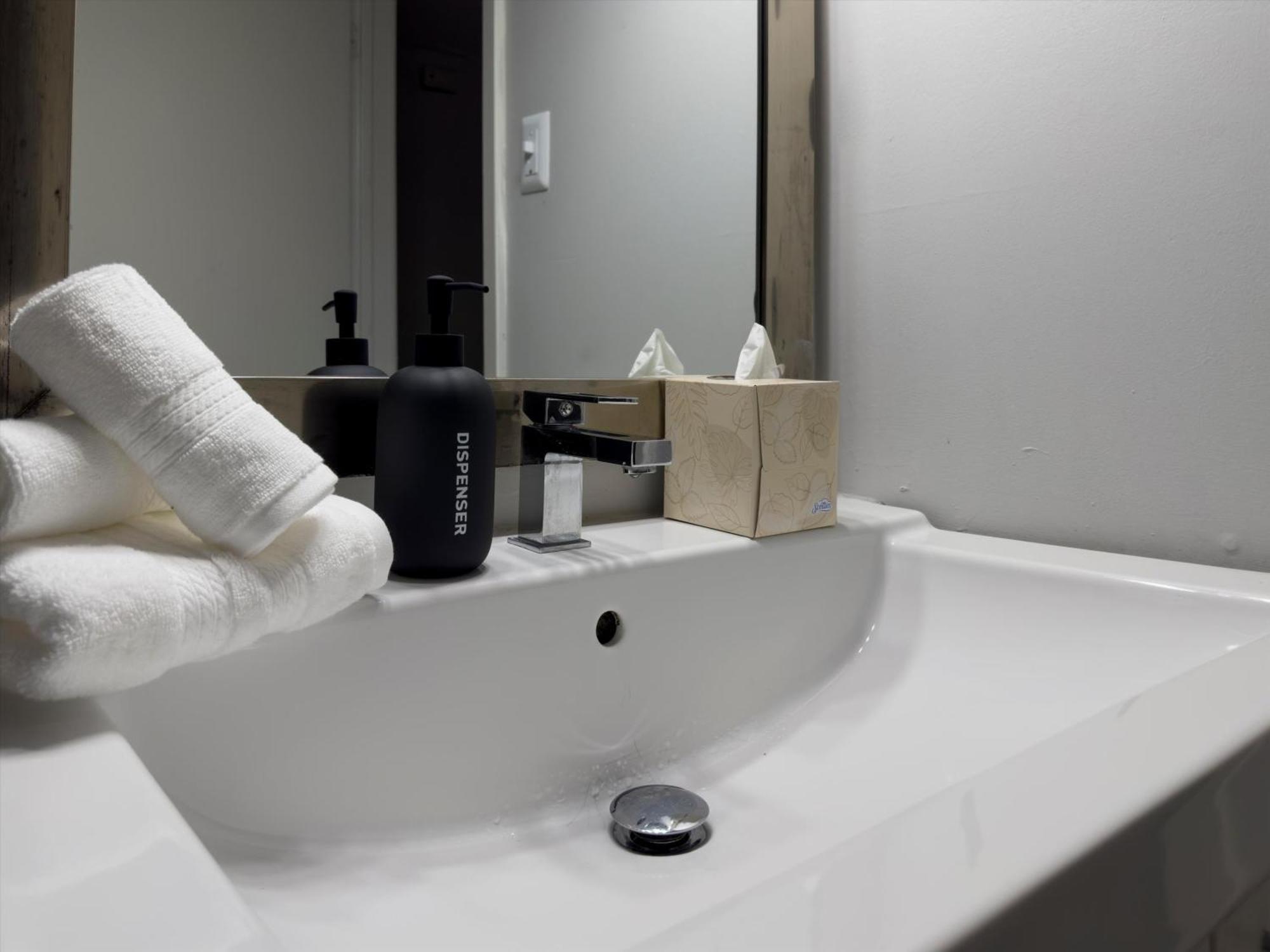 Mins 2 Downtown - King Bed - Private Stays Austin Exterior foto